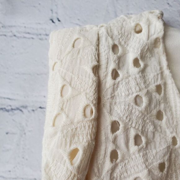 🔹️Esley Green & Cream Colorblock Eyelet Dress Medium - Picture 5 of 10